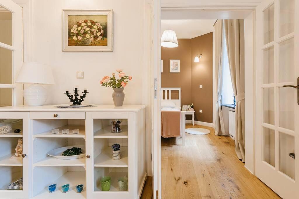 Old Town Apartment Delux คราคูฟ ภายนอก รูปภาพ